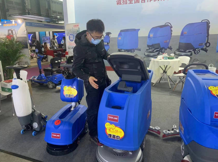 西城坦洁洗地机公司致力于电动洗地机的生产、销售和服务百家